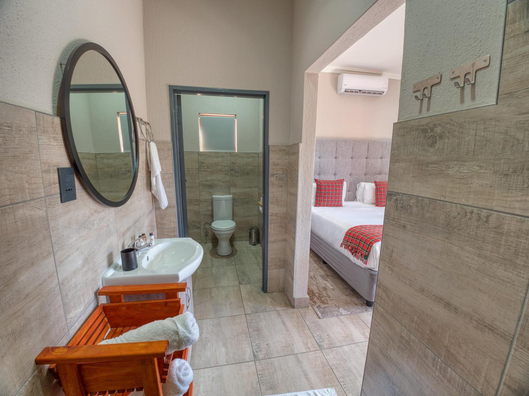 Tembo Guest Lodge Хейзивю Екстериор снимка