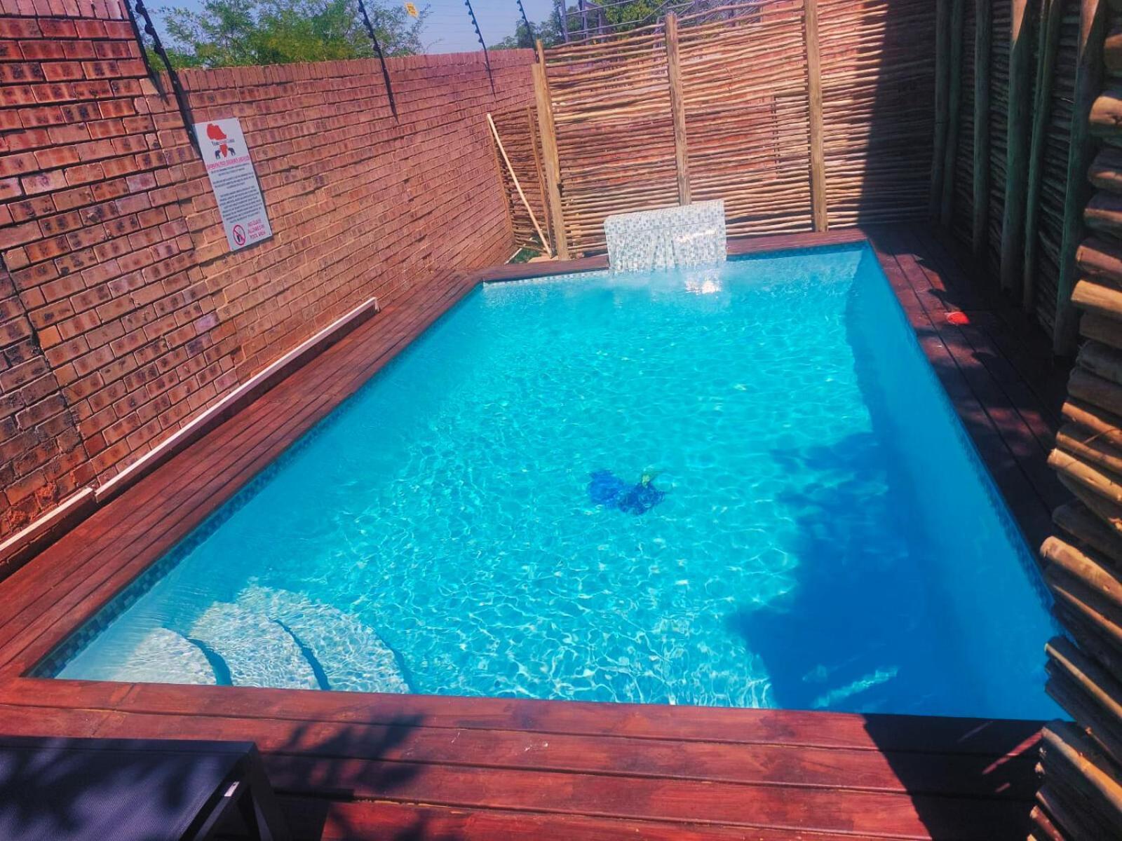 Tembo Guest Lodge Хейзивю Екстериор снимка